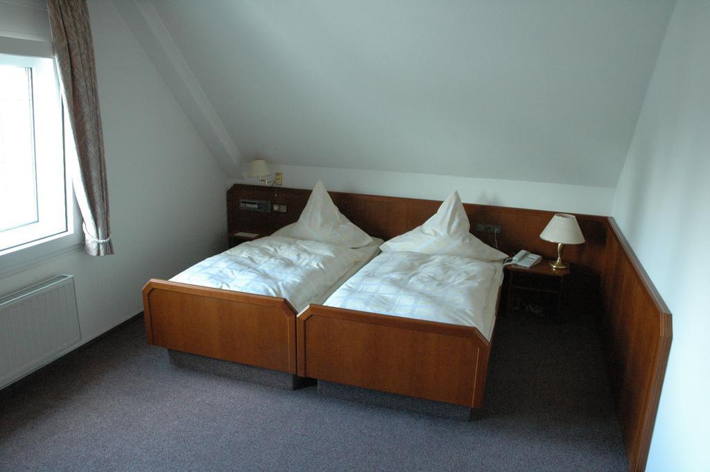Hotel Heyder 부르슈바이트 외부 사진